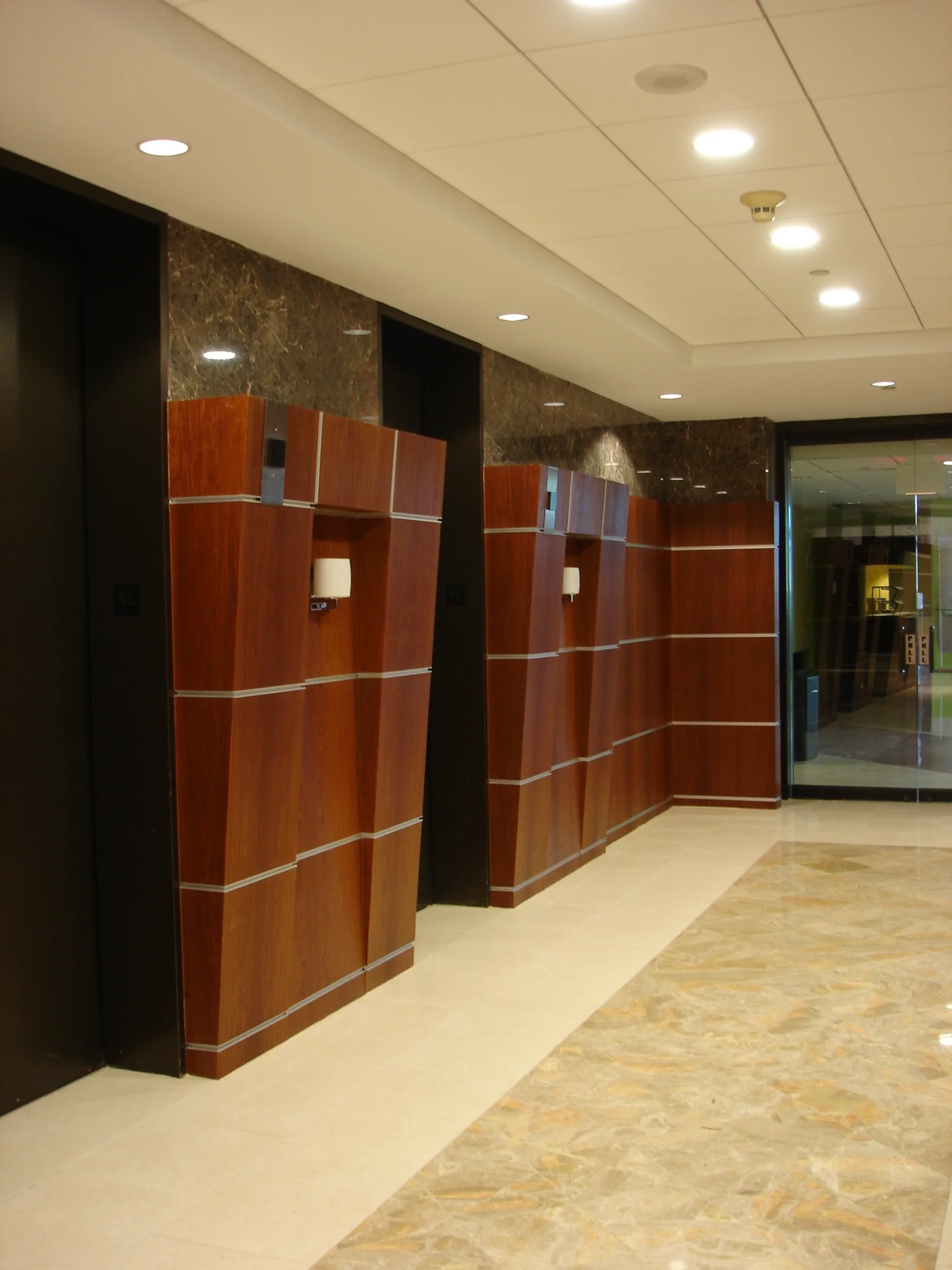 8111 gatehouse road 4