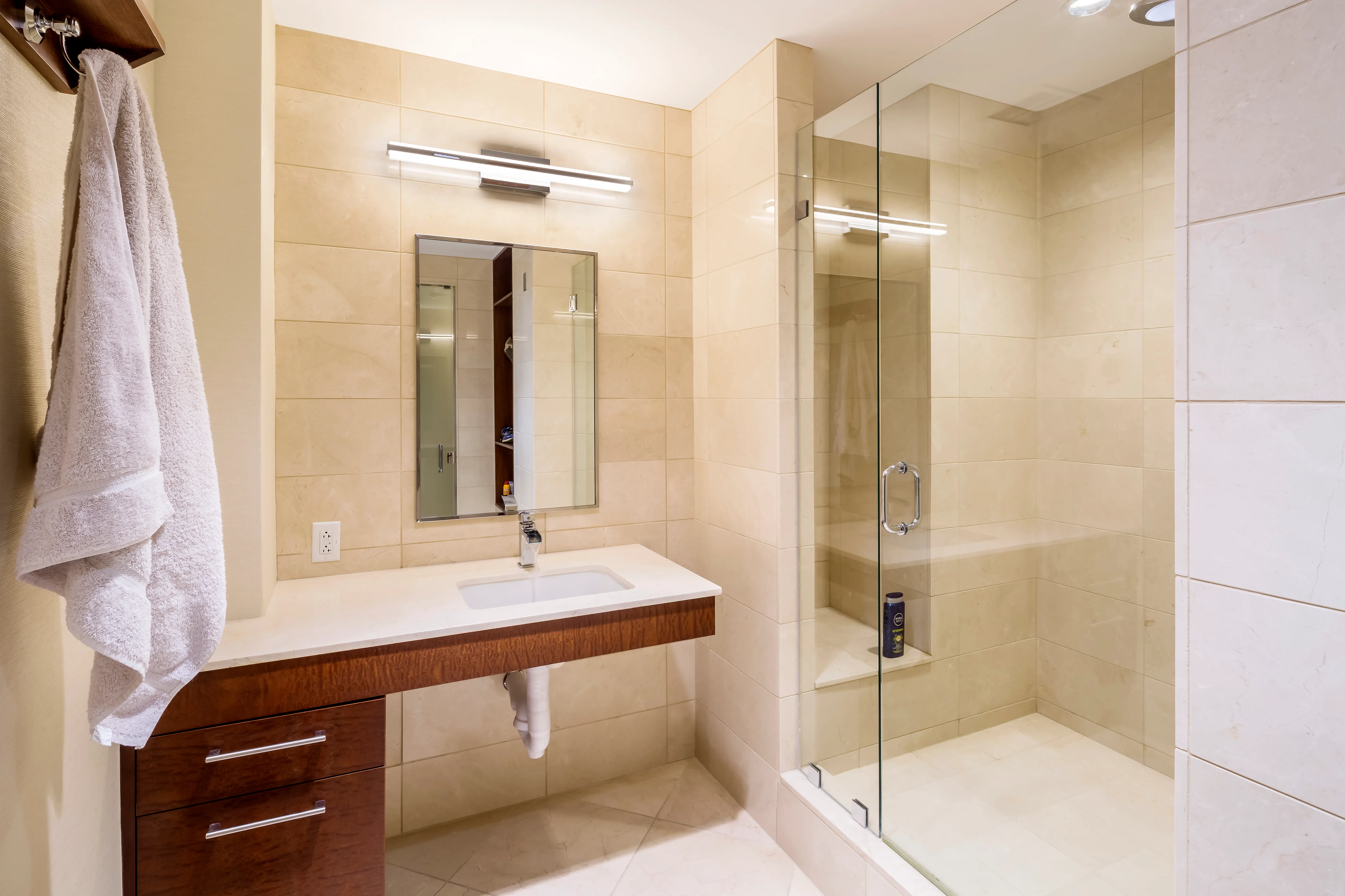 diamond rock hospitality 4