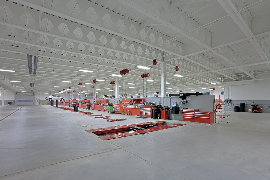 r&h toyota service center 1