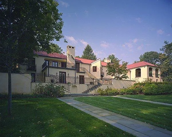 sanchez residence 3