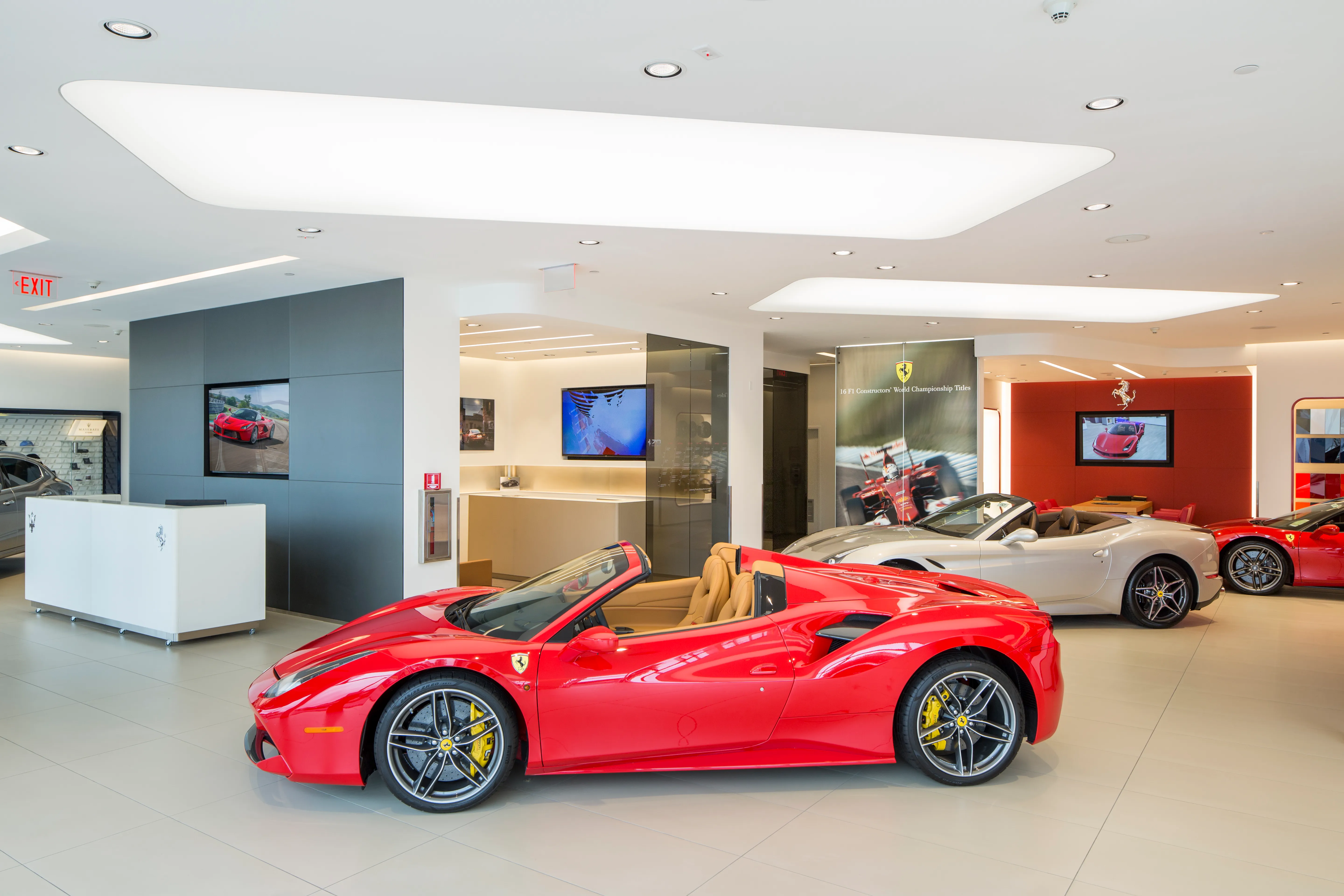 wide world maserati and ferrari 4